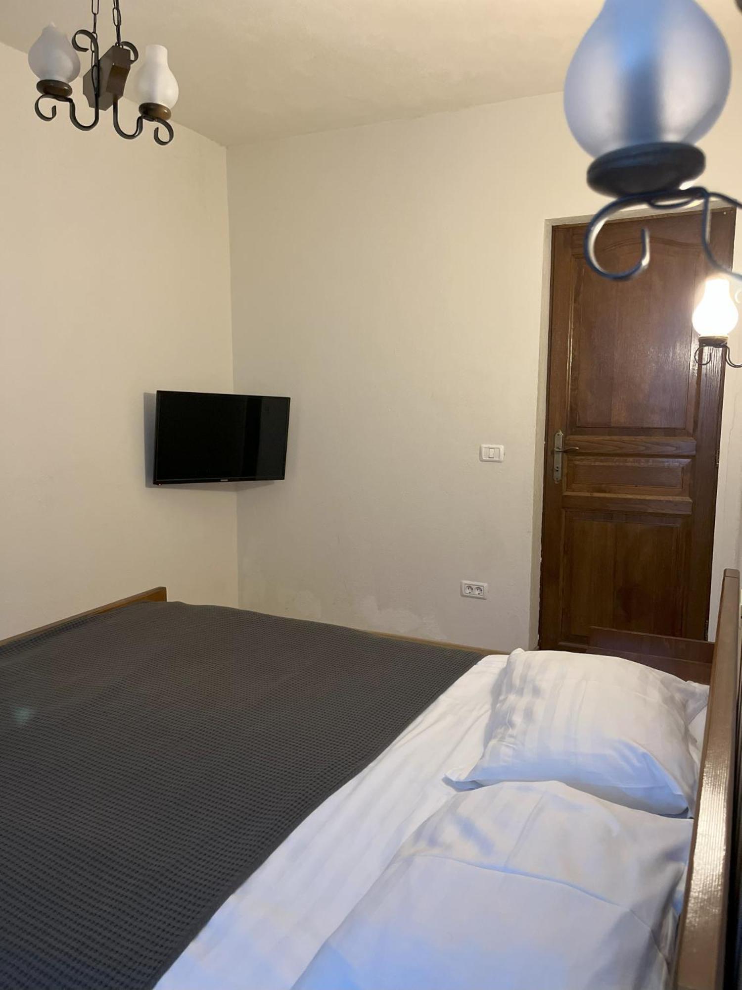 Cozy Apartment Brașov Exterior foto