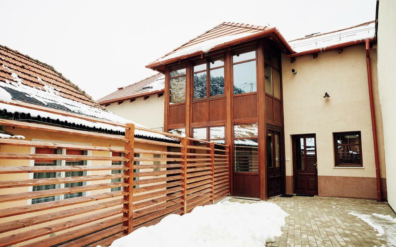 Cozy Apartment Brașov Exterior foto