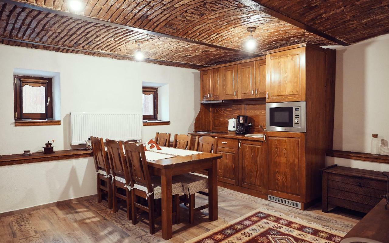 Cozy Apartment Brașov Exterior foto